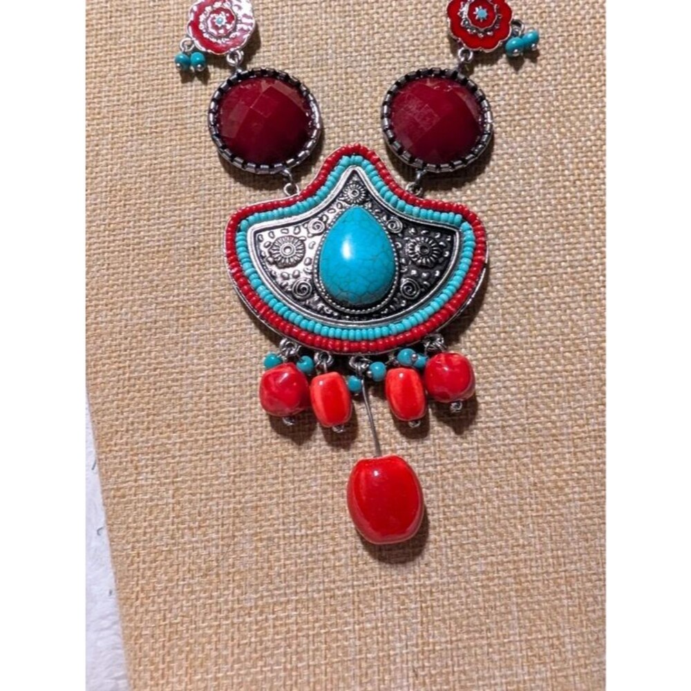 Boho Statement Necklace Faux Turquoise Red Beaded Shield Pendant - Picture 6 of 6